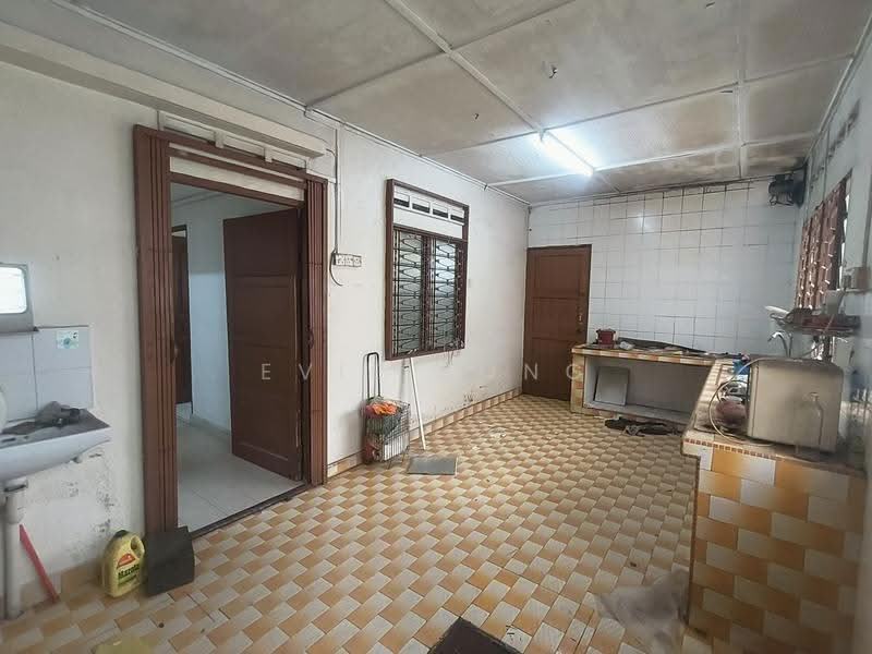 1-storey Terraced House for Sale in Kampung Baru Skudai (Skudai) - Evie Song - PropertyGuru.com.my