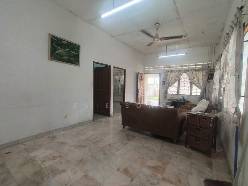 1-storey Terraced House for Sale in Kampung Baru Skudai (Skudai) - Evie Song - PropertyGuru.com.my