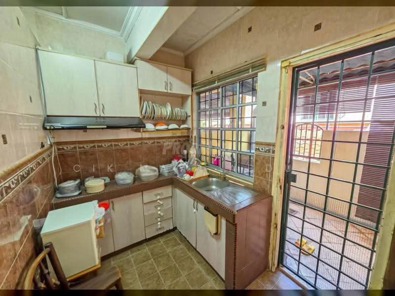 Rumah Berkembar untuk Dijual di Tiara Kemensah (Ulu Kelang) - Cik Maya Abdul - Kitchen - PropertyGuru.com.my