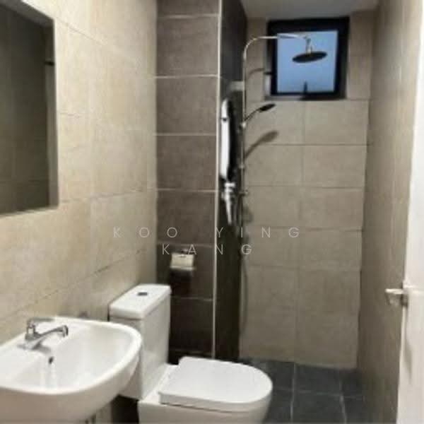 Kediaman Servis untuk Disewa di AraTre' Residences - Koo Ying Kang - Bathroom - PropertyGuru.com.my