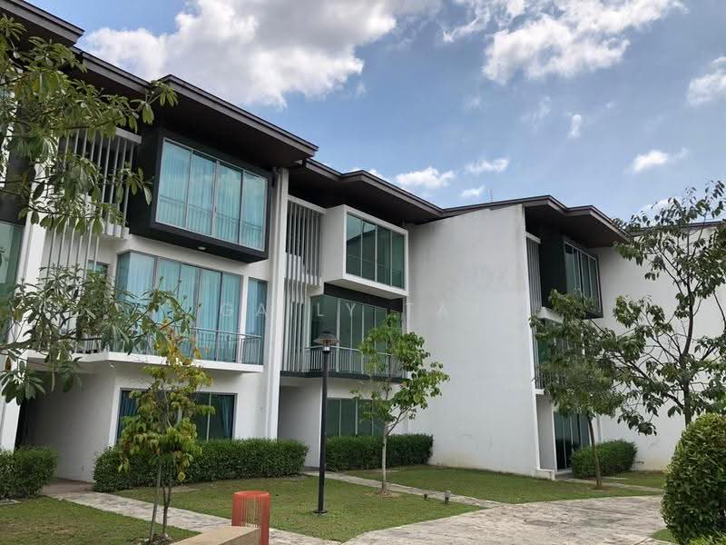 3-storey Terraced House for Sale in Cyberjaya (Selangor) - Gaily Tay - Exterior - PropertyGuru.com.my