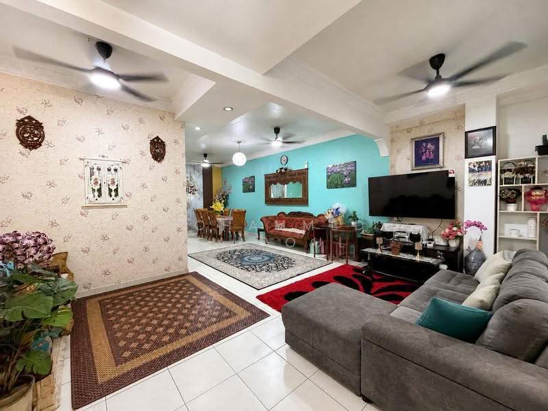 2-storey Terraced House for Sale in Johor Bahru (Johor) - Mohammed Amiroul - Living Room - PropertyGuru.com.my