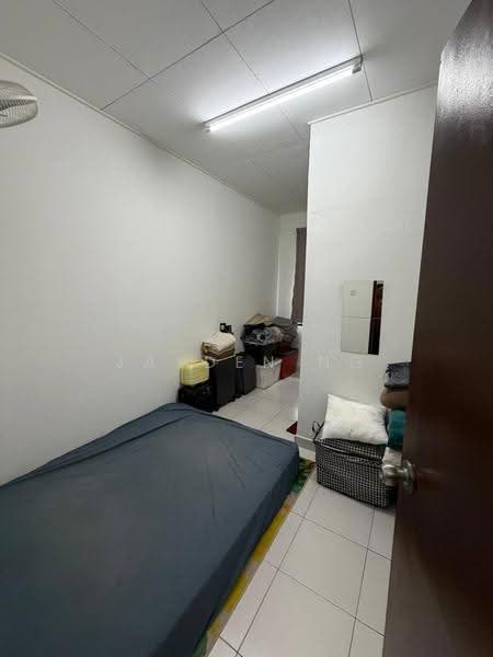 2-storey Terraced House for Sale in Taman Scientex Senai (Senai) - Jayden Ng - Bedroom - PropertyGuru.com.my