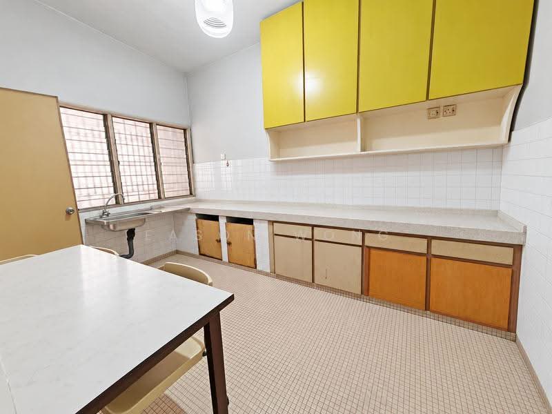 2-storey Terraced House for Sale in Taman Connaught (Cheras) - Eason Wong - Kitchen - PropertyGuru.com.my