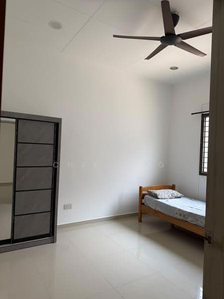 Rumah Teres 2-Tingkat untuk Disewa di Taman Desa Tebrau (Tebrau) - Cheryl Ng - Bedroom - PropertyGuru.com.my
