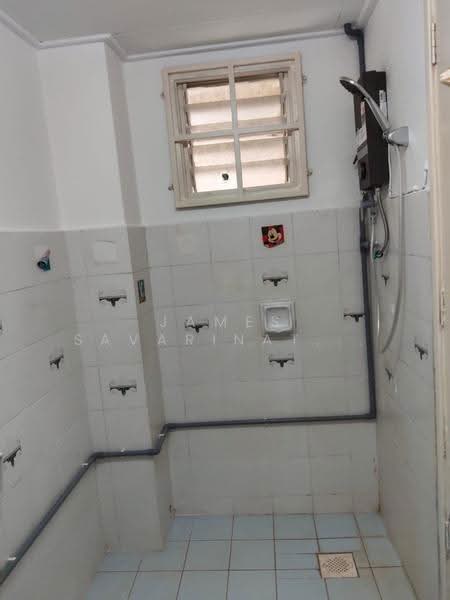 2-storey Terraced House for Rent in Bandar Kinrara Seksyen 5 (Bandar Kinrara) - James Savarinathan - Bathroom - PropertyGuru.com.my