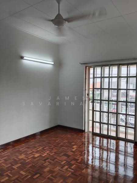 2-storey Terraced House for Rent in Bandar Kinrara Seksyen 5 (Bandar Kinrara) - James Savarinathan - Living Room - PropertyGuru.com.my