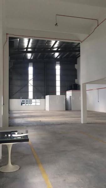 Semi-D Factory for Rent in Taman Desa Cemerlang (Ulu Tiram) - Kristopher Lee - Interior - PropertyGuru.com.my