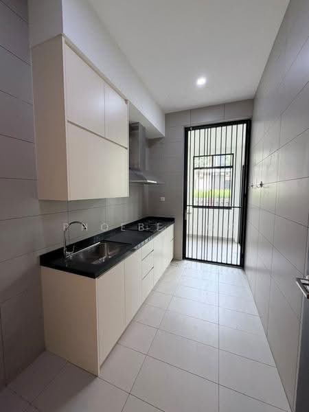 2-storey Terraced House for Sale in Senibong Cove (Masai) - Phoebe Foo - Kitchen - PropertyGuru.com.my
