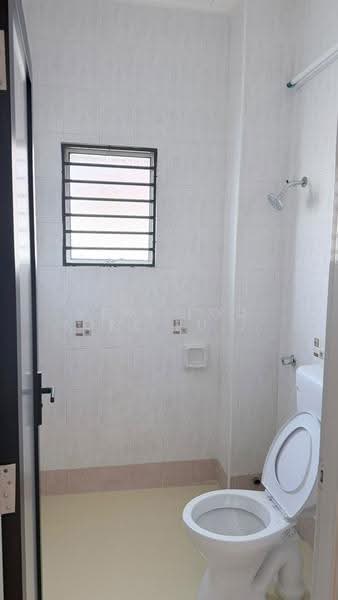 2-storey Terraced House for Rent in Setia Impian (Setia Alam) - Veni Foo Yoke Fuang - Bathroom - PropertyGuru.com.my