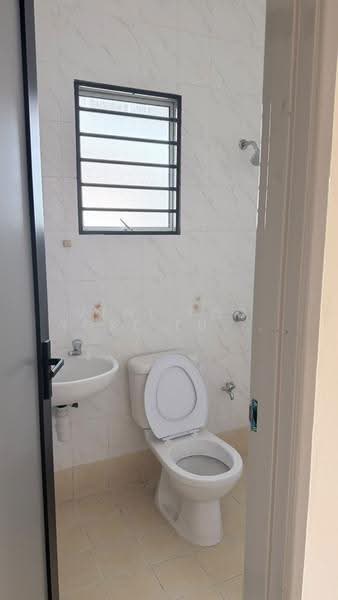 2-storey Terraced House for Rent in Setia Impian (Setia Alam) - Veni Foo Yoke Fuang - Bathroom - PropertyGuru.com.my