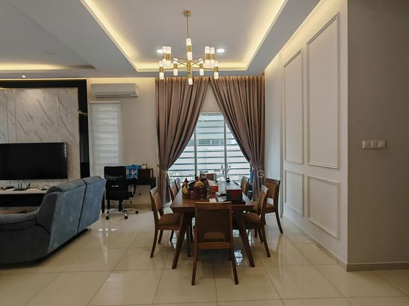 Cluster House for Sale in Taman Kluang Perdana (Kluang) - Kim Seng - Living Room - PropertyGuru.com.my