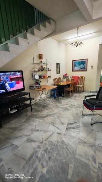 2-storey Terraced House for Sale in Kampung Batu Muda (Batu Caves) - Vincent Yong - Living Room - PropertyGuru.com.my