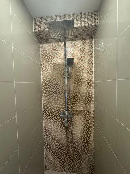 Service Residence for Sale at D'Latour - Ken Woo - Bathroom - PropertyGuru.com.my