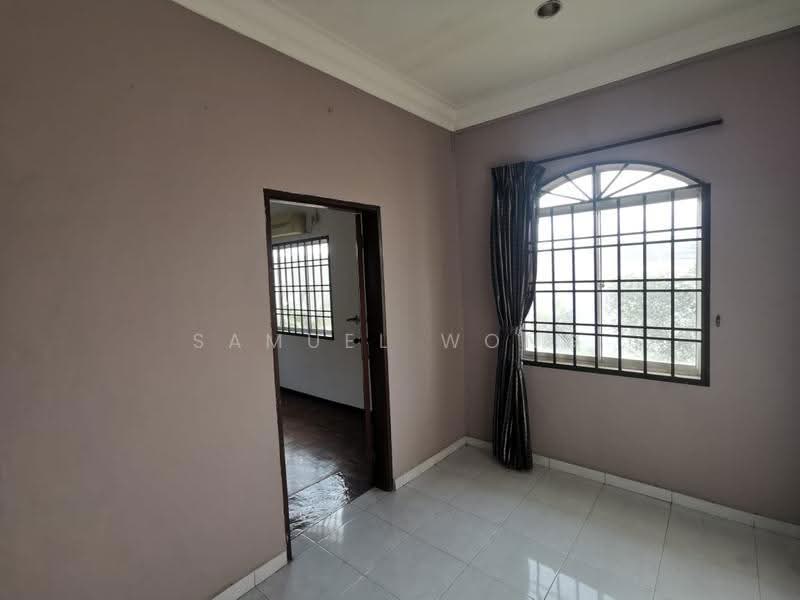 3-storey Terraced House for Sale in Taman Pulai Utama (Skudai) - Samuel Wong - PropertyGuru.com.my