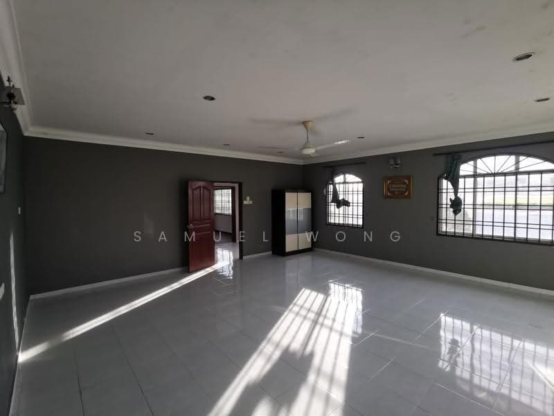3-storey Terraced House for Sale in Taman Pulai Utama (Skudai) - Samuel Wong - PropertyGuru.com.my