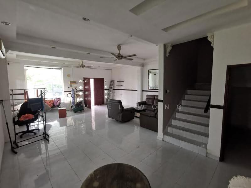 3-storey Terraced House for Sale in Taman Pulai Utama (Skudai) - Samuel Wong - PropertyGuru.com.my