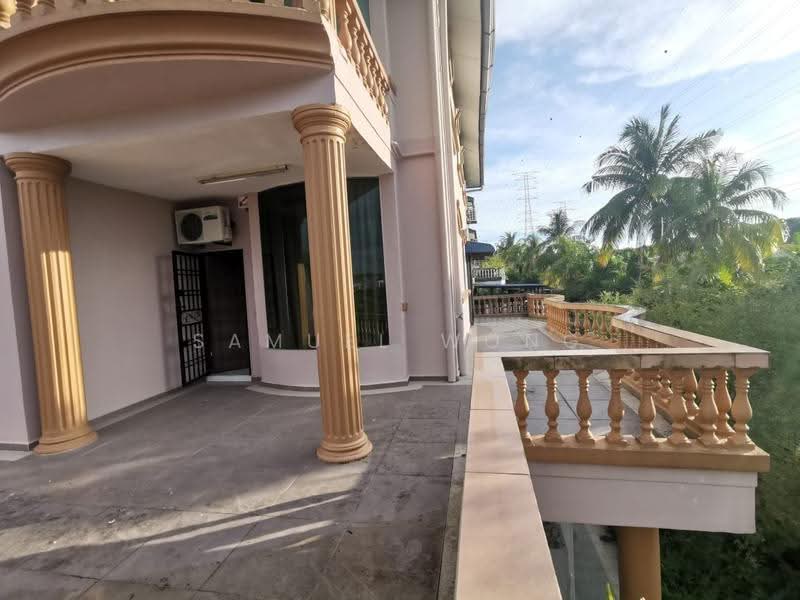 3-storey Terraced House for Sale in Taman Pulai Utama (Skudai) - Samuel Wong - PropertyGuru.com.my