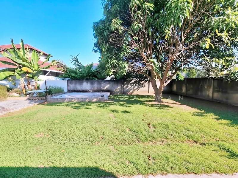 Rumah Berkembar untuk Dijual di Taman Desaria (Nilai) - Herman Sazwan Nor Rahim - Exterior - PropertyGuru.com.my