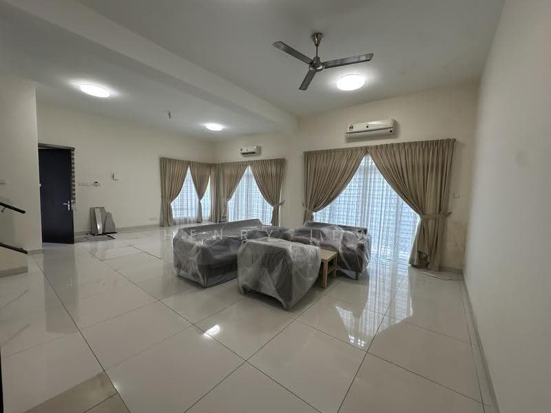 Semi-Detached House for Sale in Kajang 2 (Kajang) - Henry Lew - Living Room - PropertyGuru.com.my