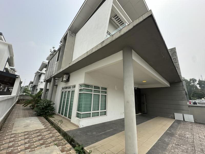 Semi-Detached House for Sale in Kajang 2 (Kajang) - Henry Lew - Exterior - PropertyGuru.com.my