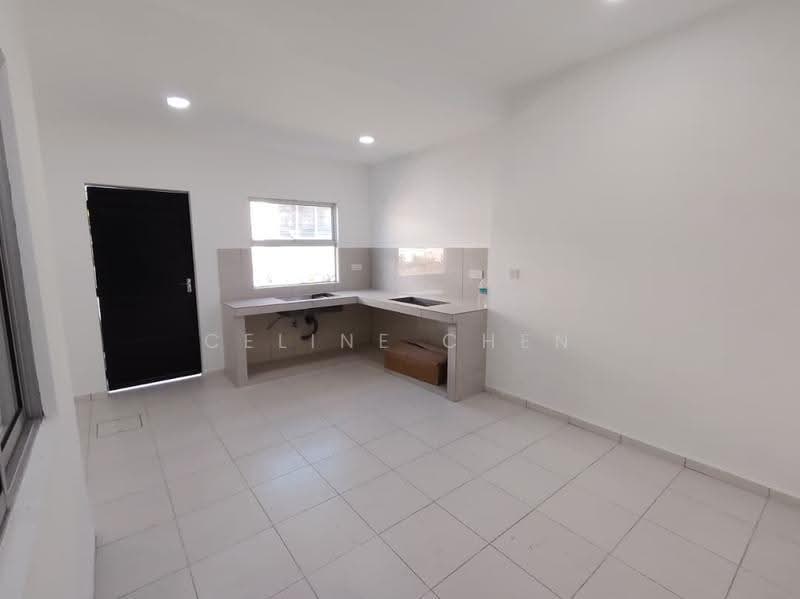Rumah Teres untuk Dijual di Ayer Keroh (Melaka) - Celine Chen - Kitchen - PropertyGuru.com.my