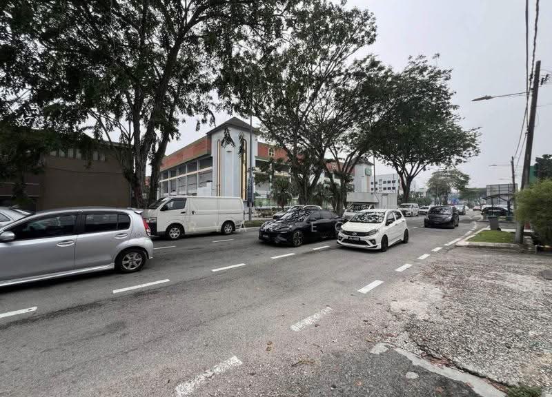 Banglo Komersial untuk Dijual di Taman Abad (Johor Bahru) - Ryan Eo - PropertyGuru.com.my
