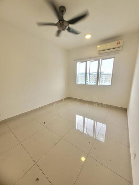 Apartment for Sale at Seri Baiduri - Veni Foo Yoke Fuang - Living Room - PropertyGuru.com.my