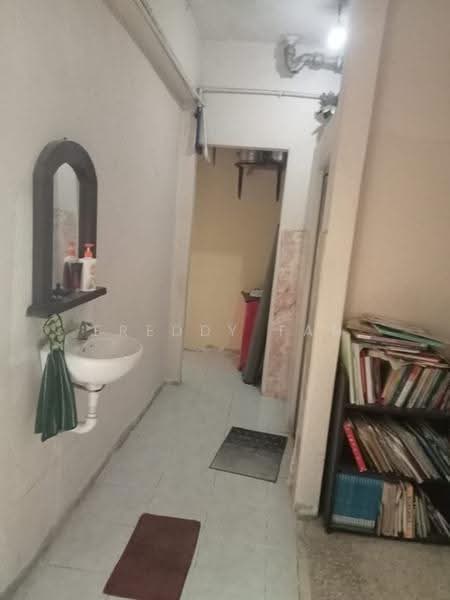 Flat for Sale at Lucky Garden - Freddy Tan - Corridor - PropertyGuru.com.my