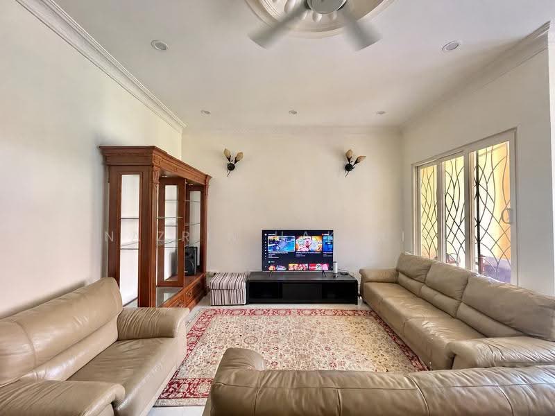 Terraced House for Sale in Bukit Jelutong (Shah Alam) - Nazrin Hakimin - Living Room - PropertyGuru.com.my