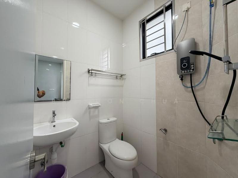 2-storey Terraced House for Rent in Bukit Indah (Iskandar Puteri (Nusajaya)) - Brandon Chua - Bathroom - PropertyGuru.com.my