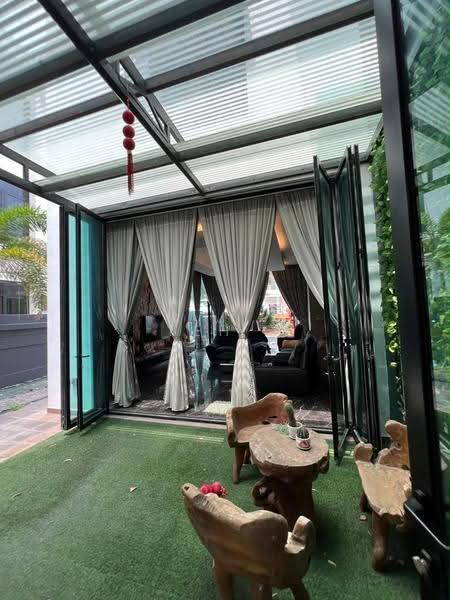 Bungalow House for Sale in Alam Sutera (Bukit Jalil) - Teh . - Living Room - PropertyGuru.com.my