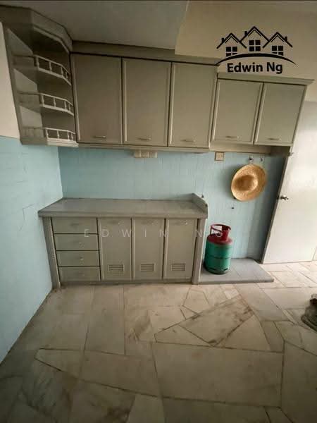 Rumah Teres untuk Dijual di Kampung Sungai Nibong (Bayan Lepas) - Edwin Ng - Kitchen - PropertyGuru.com.my