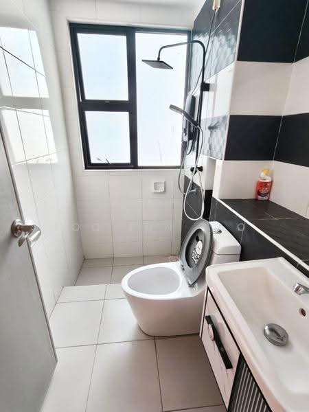 Kediaman Servis untuk Disewa di The Sky Executive Suites - Foo Jun Tao - Bathroom - PropertyGuru.com.my
