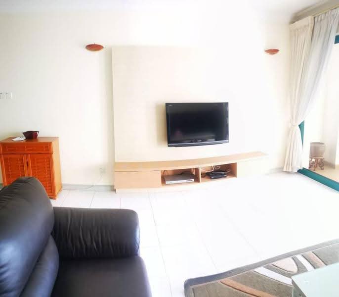 Condominium for Sale at The Straits View Condominium - Grace Ng - Living Room - PropertyGuru.com.my