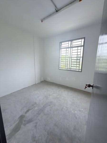 Flat for Rent at Taman Mount Austin - Alen Tan - Interior - PropertyGuru.com.my