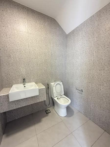 Cluster House for Rent in Taman Ekoflora (Johor Bahru) - Foo Jun Tao - Bathroom - PropertyGuru.com.my