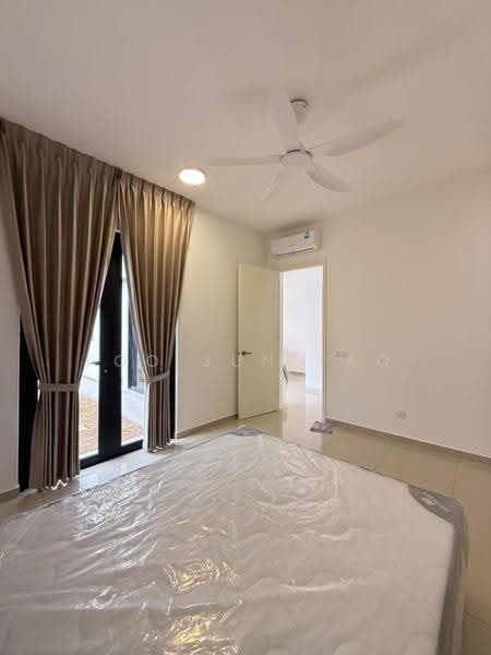 Cluster House for Rent in Taman Ekoflora (Johor Bahru) - Foo Jun Tao - Bedroom - PropertyGuru.com.my