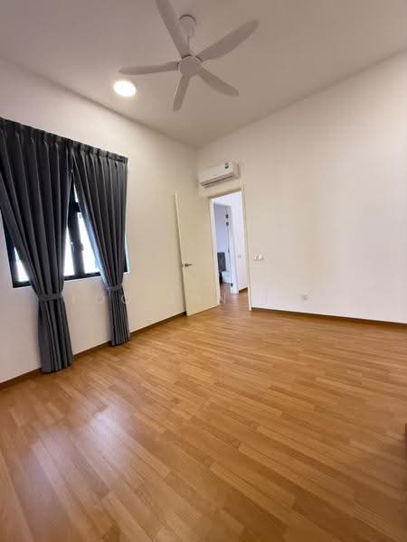Cluster House for Rent in Taman Ekoflora (Johor Bahru) - Foo Jun Tao - Bedroom - PropertyGuru.com.my