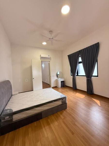 Cluster House for Rent in Taman Ekoflora (Johor Bahru) - Foo Jun Tao - Bedroom - PropertyGuru.com.my