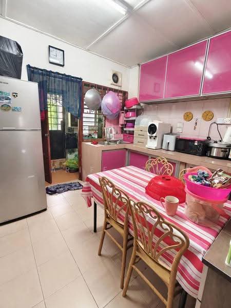 Rumah Teres 2-Tingkat untuk Dijual di Taman Kota Masai (Pasir Gudang) - Ariff Azmi - Kitchen - PropertyGuru.com.my