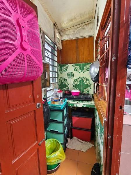 Rumah Teres 2-Tingkat untuk Dijual di Taman Kota Masai (Pasir Gudang) - Ariff Azmi - Kitchen - PropertyGuru.com.my