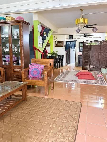 Rumah Teres 2-Tingkat untuk Dijual di Taman Kota Masai (Pasir Gudang) - Ariff Azmi - Living Room - PropertyGuru.com.my
