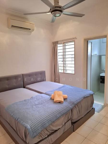 Rumah Teres 3-Tingkat untuk Disewa di Bandar Putra Permai (Seri Kembangan) - Pearl Chong - Bedroom - PropertyGuru.com.my