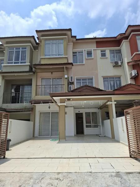 Rumah Teres 3-Tingkat untuk Disewa di Bandar Putra Permai (Seri Kembangan) - Pearl Chong - Exterior - PropertyGuru.com.my