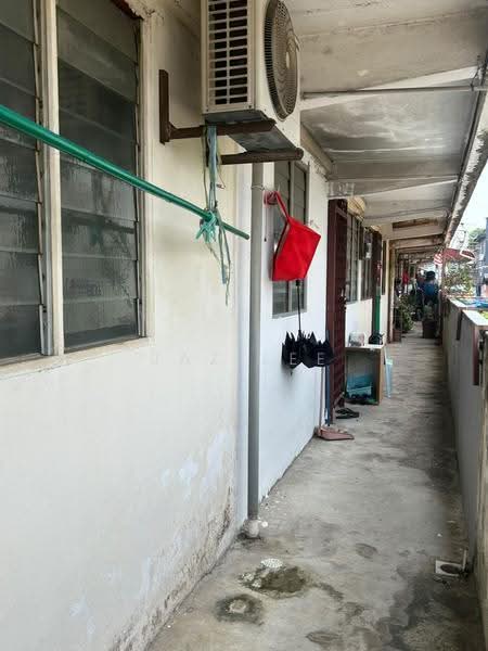 Flat for Sale at Flat Taman Ungku Tun Aminah - Jaz Lee - PropertyGuru.com.my