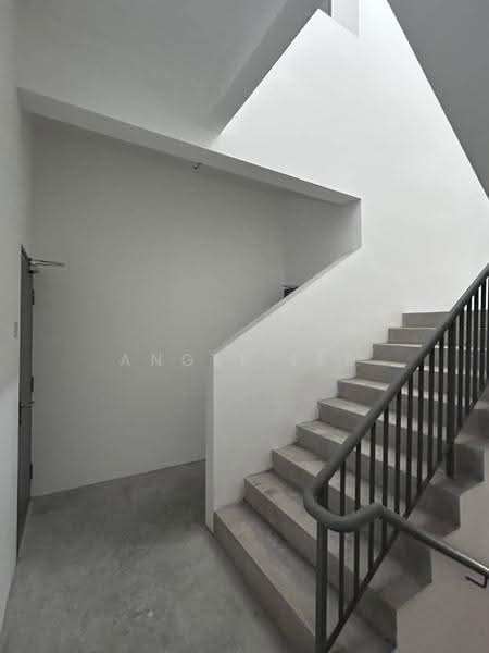 Kedai untuk Disewa di Skudai (Johor) - Angel Lee - Corridor - PropertyGuru.com.my