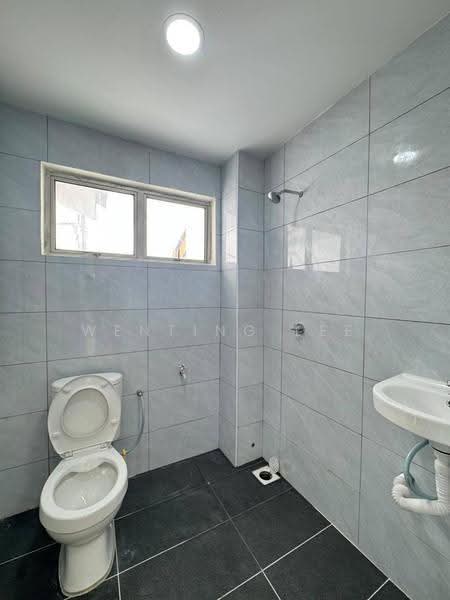 Rumah Teres 2-Tingkat untuk Dijual di Taman Nusantara (Iskandar Puteri (Nusajaya)) - Wenting Lee - Bathroom - PropertyGuru.com.my
