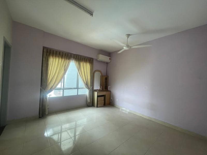 Condominium for Rent at Sea View Tower - Jasmine Loo - Bedroom - PropertyGuru.com.my