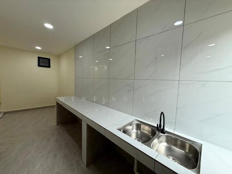 1-storey Terraced House for Sale in Skudai (Johor) - Wenting Lee - Kitchen - PropertyGuru.com.my
